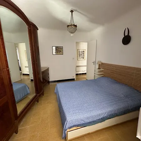 3-room Family Flat With Terrace 100m From